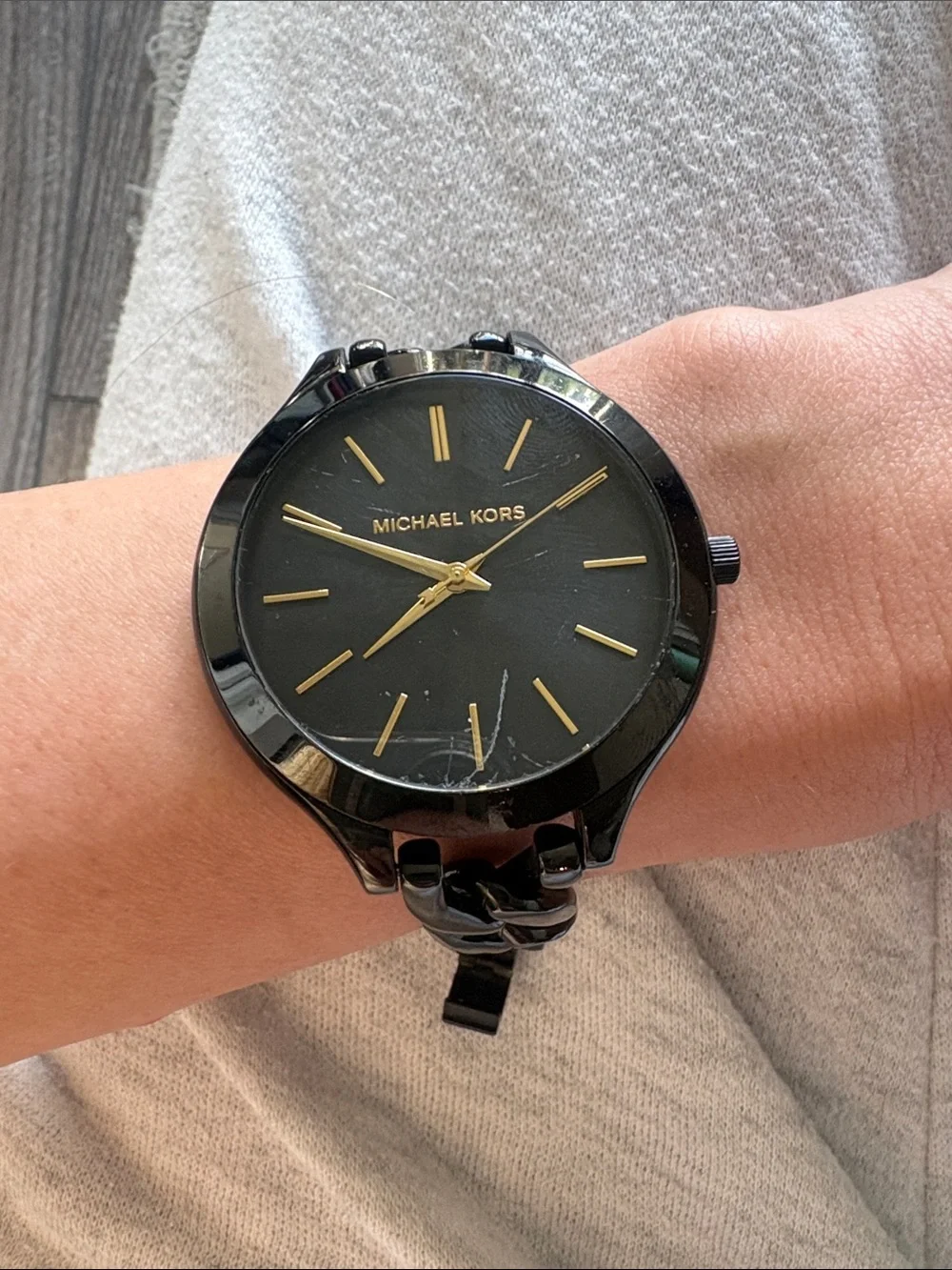Michael Kors Black and Gold Link Bracelet Watch - Picture 2 of 2